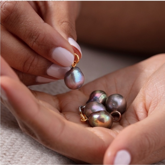 Monica Vinader Nura Grey Pearl Necklace - Picture 1 of 4